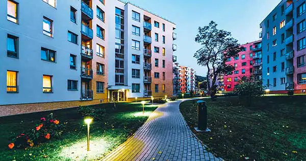 LED-Außenbeleuchtung einer Wohnanlage